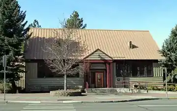 Deschutes Public Library